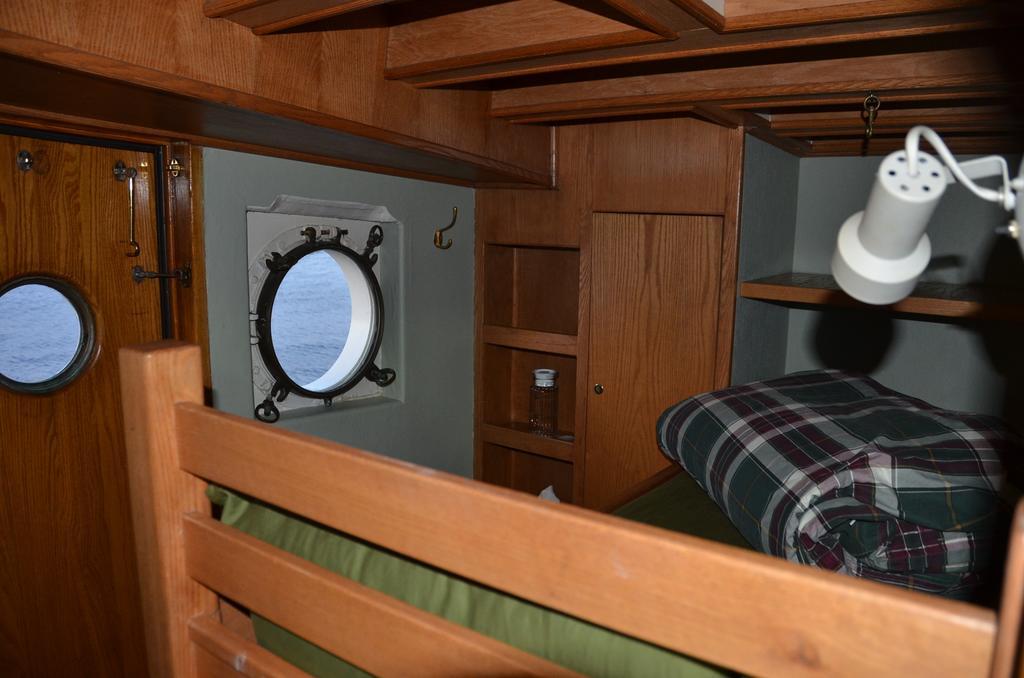 Swept Away Inn Port Alberni Camera foto